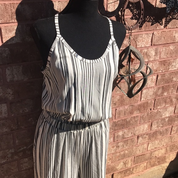 NWT Michael Stars Racerback Jumpsuit in Cabana Stripe - Picture 9 of 16